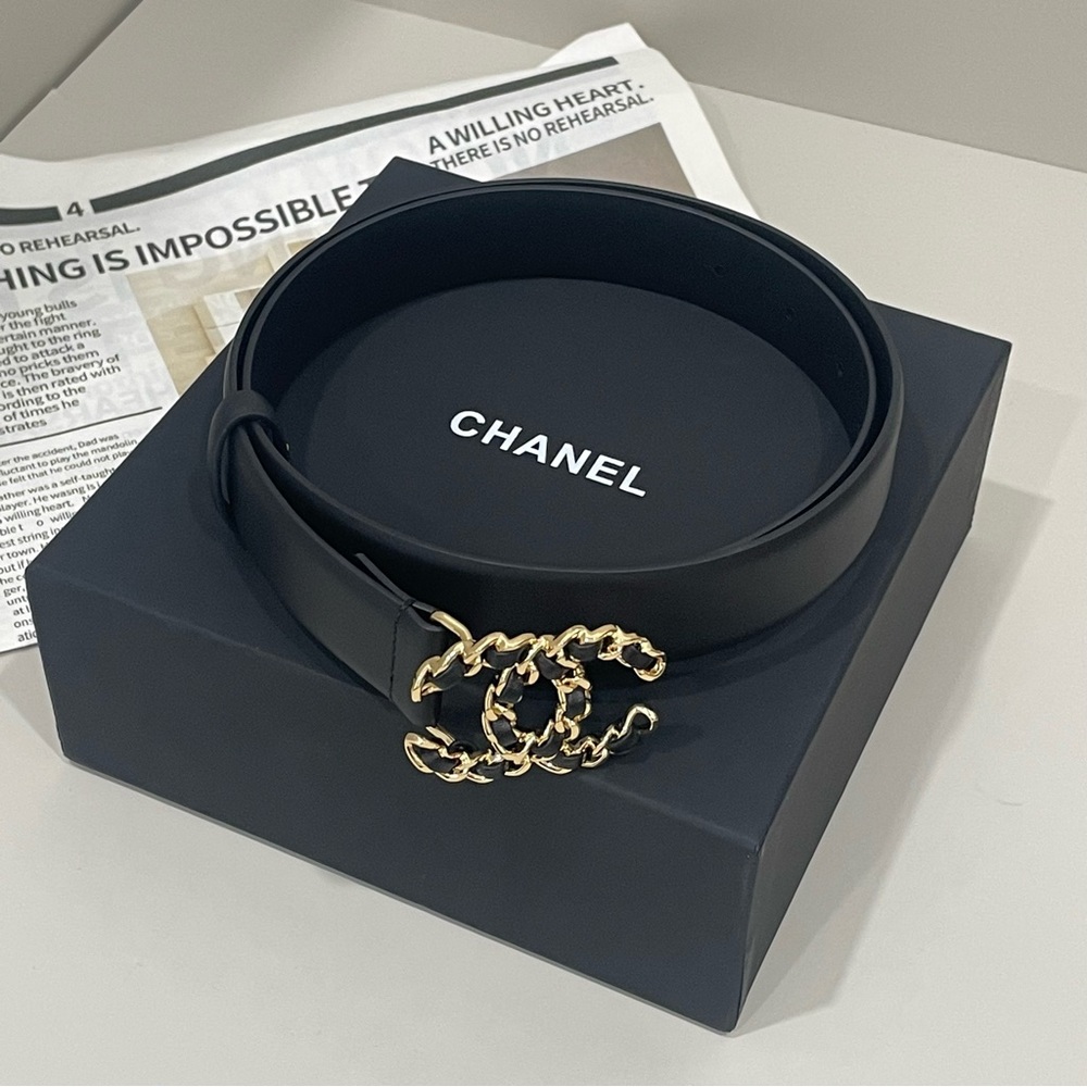 Chanel black leather belt